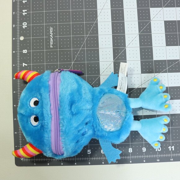 Make Believe Ideas The Very Hungry Worry Monster Zippered Mouth Pocket Plush Toy - Picture 11 of 12